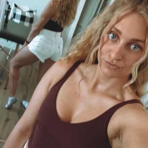 Meet your Posher, Candea